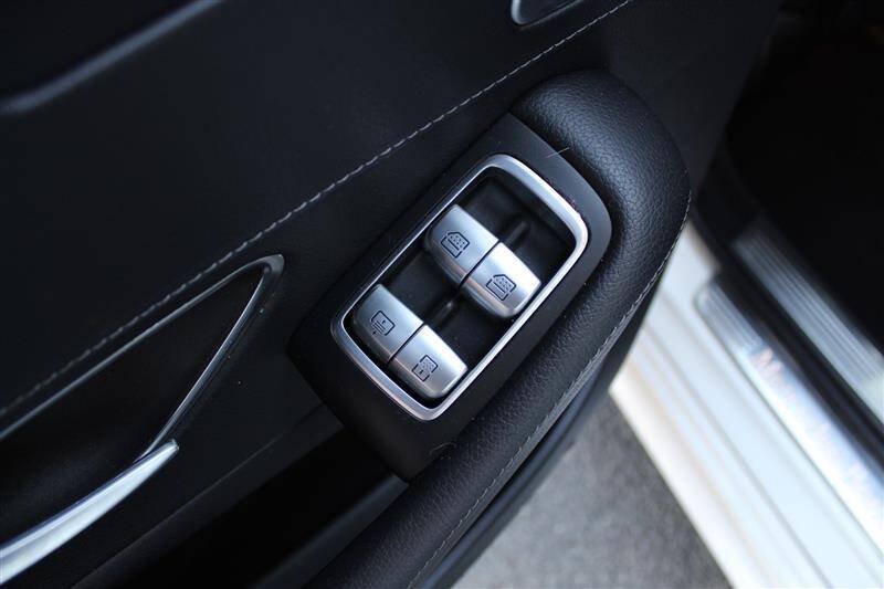 Used 2020 Mercedes-Benz S 450 Sedan image 25