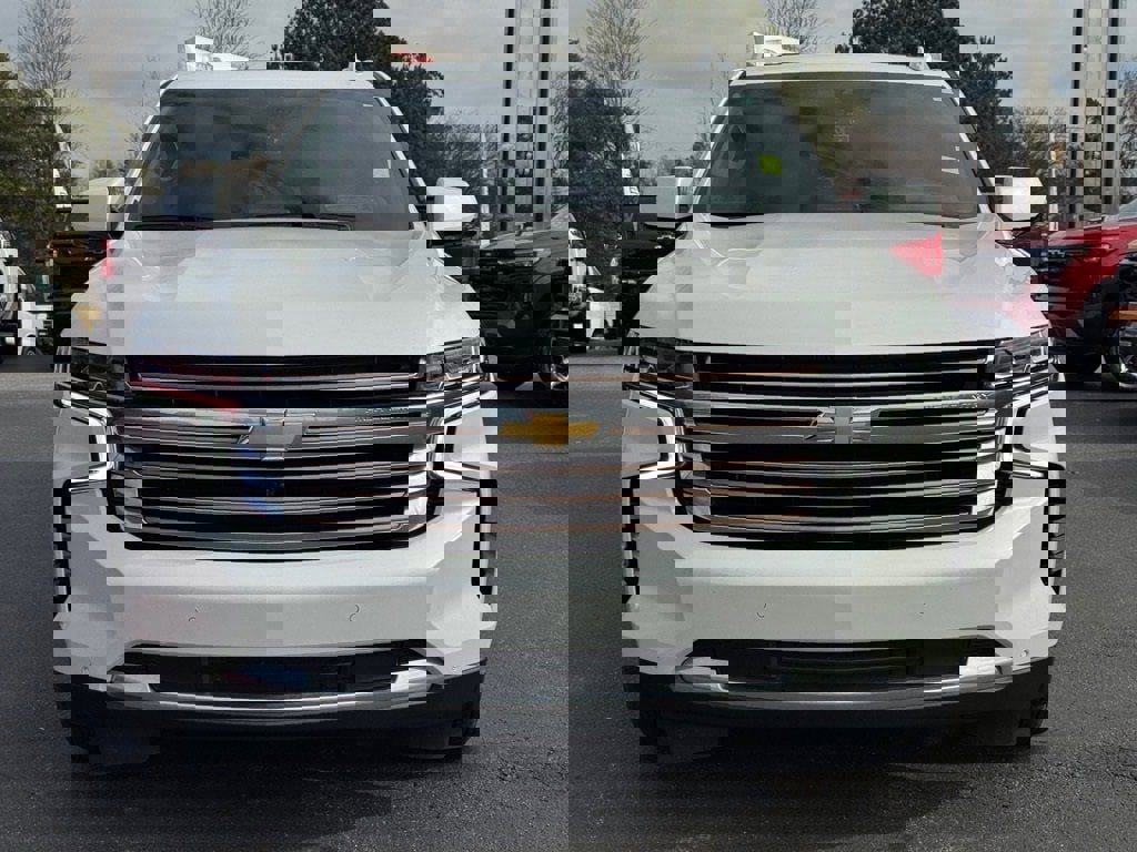 Used 2024 Chevrolet Suburban High Country w/ Max Trailering Package image 8