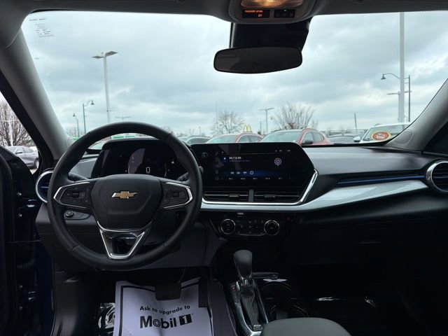 Used 2024 Chevrolet Trax LT w/ Driver Confidence Package image 27