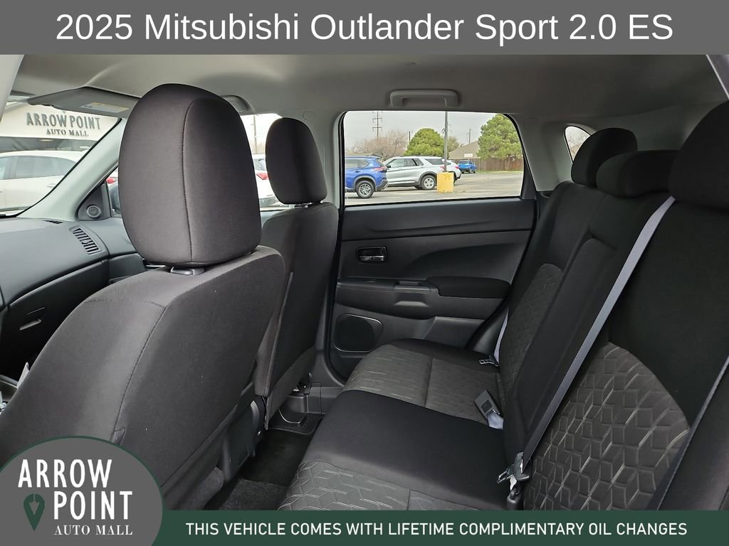 Used 2025 Mitsubishi Outlander Sport ES image 18