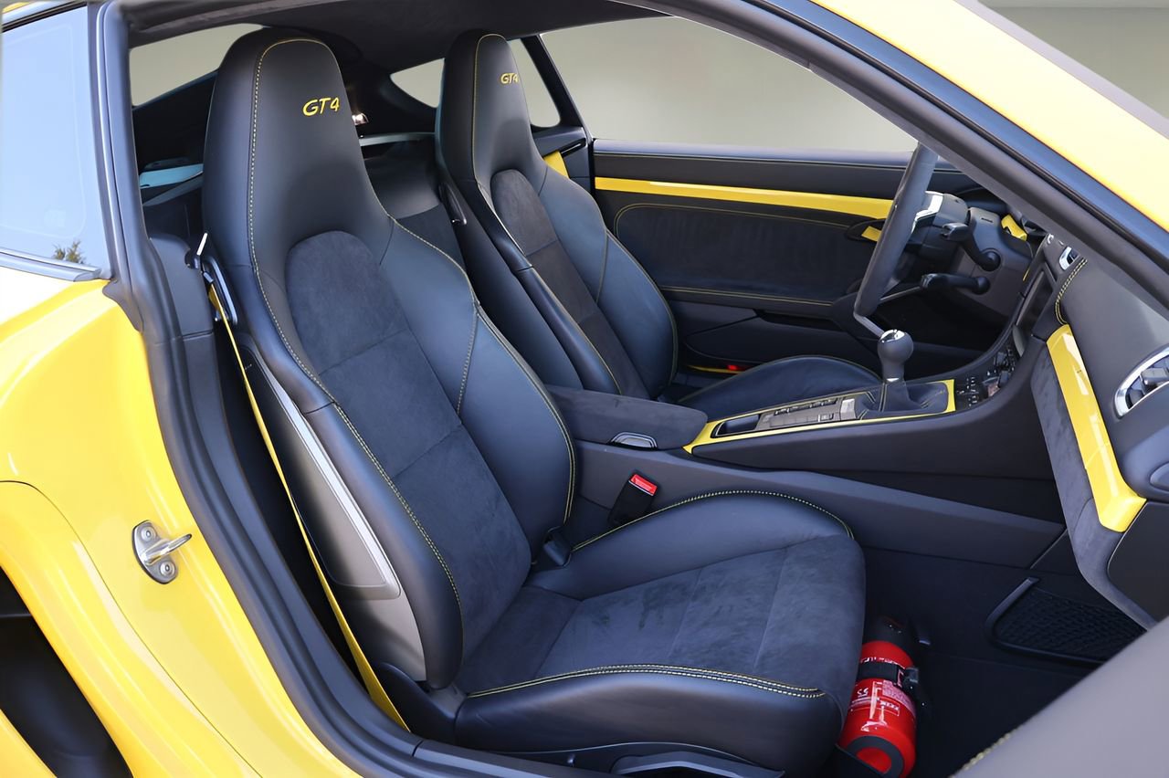 Used 2016 Porsche Cayman GT4 RWD image 14