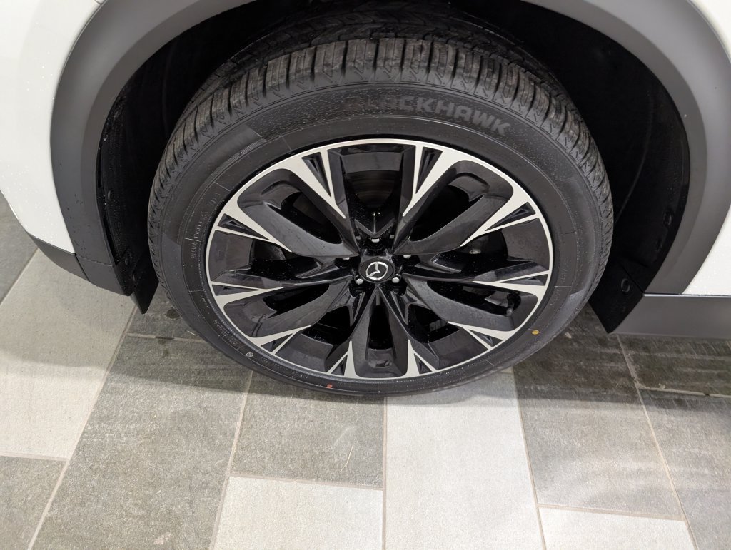 Used 2024 MAZDA CX-90 Plug-In Hybrid w/ Premium Plus AWD/4WD image 7