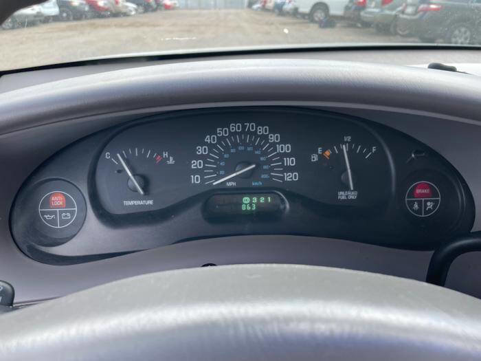 Used 1998 Buick Century Custom FWD image 38