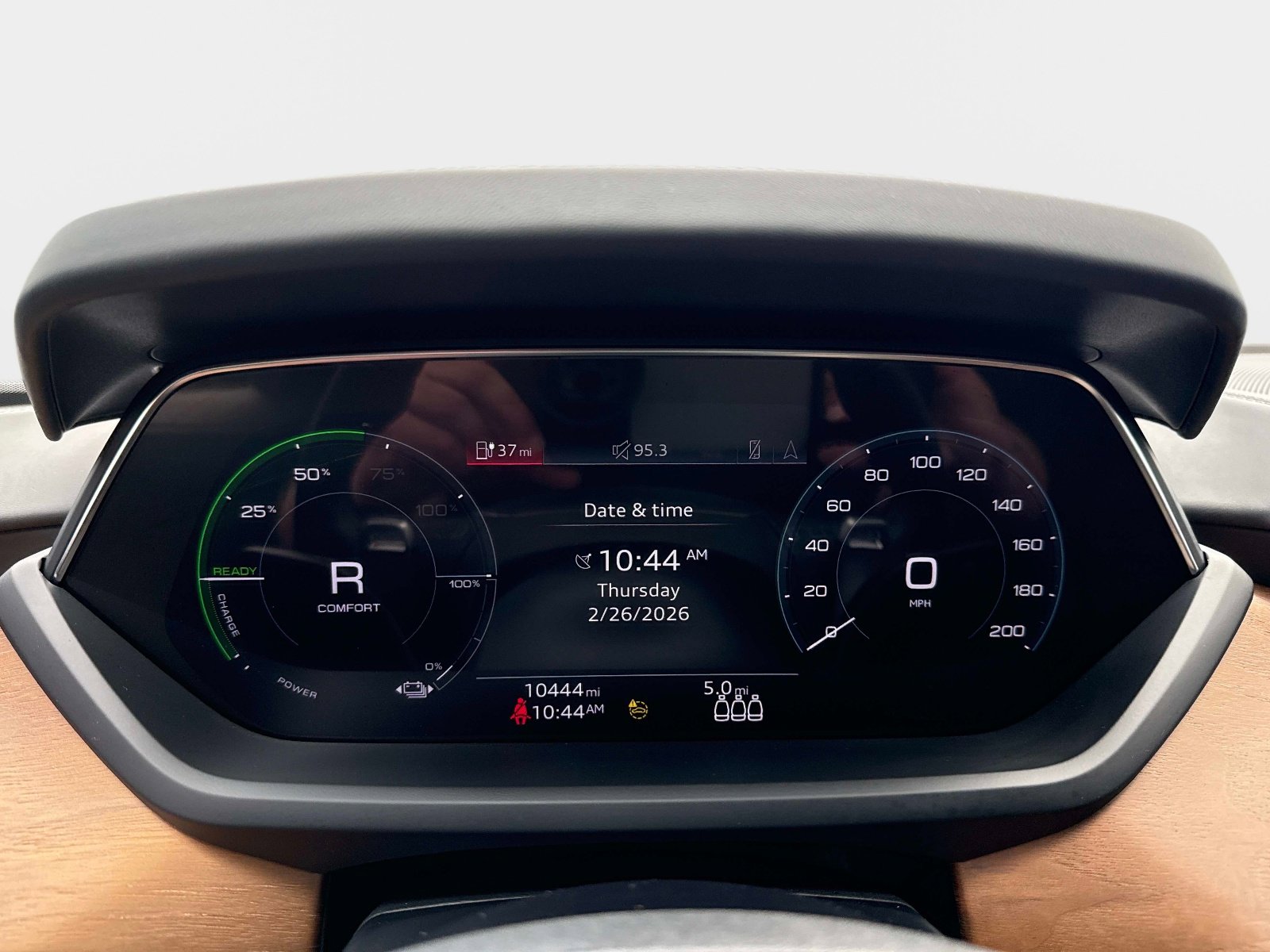 Used 2023 Audi e-tron GT Prestige image 30