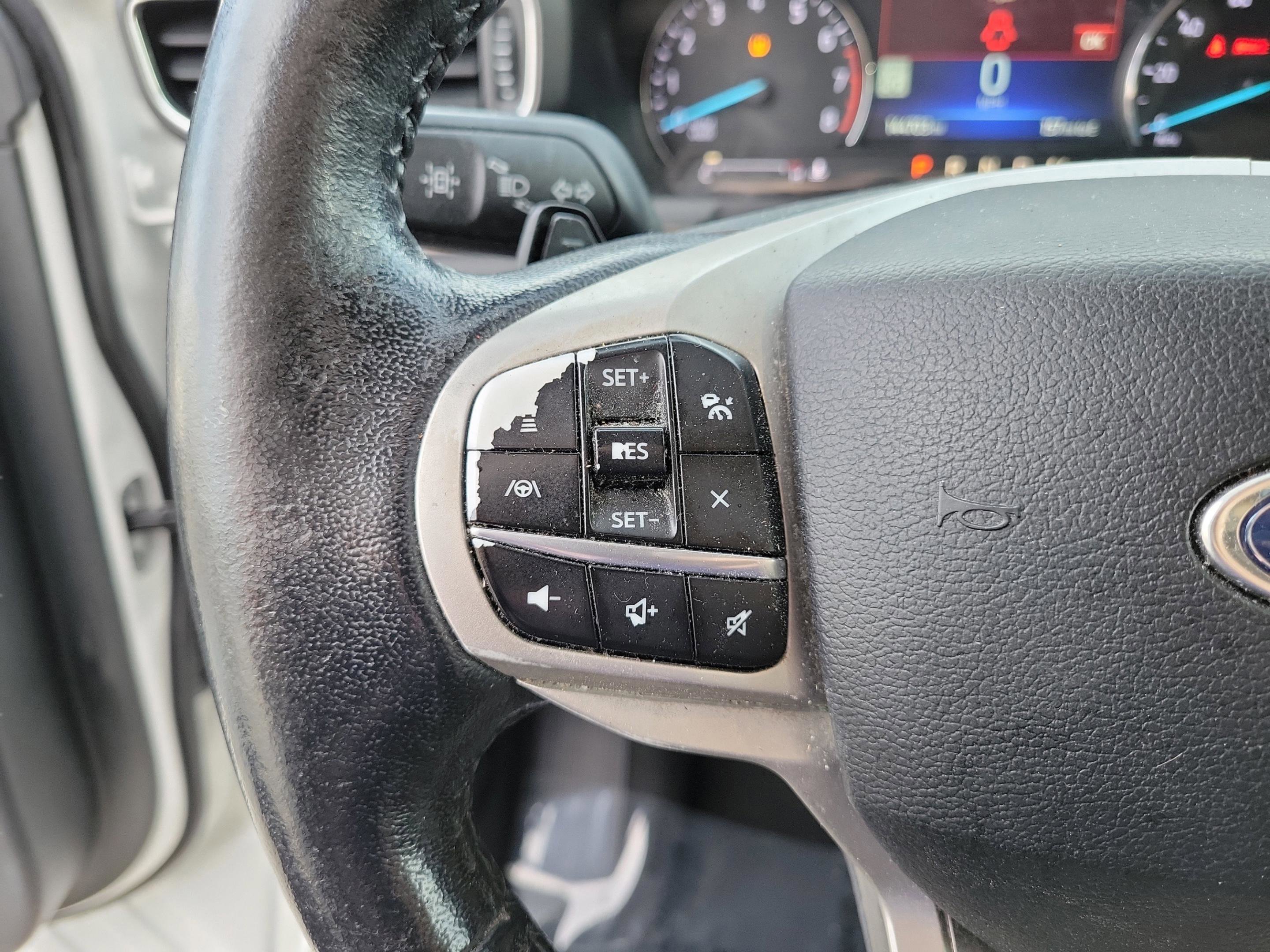 Used 2021 Ford Explorer Limited w/ Hybrid Equipment Group 310A RWD image 24