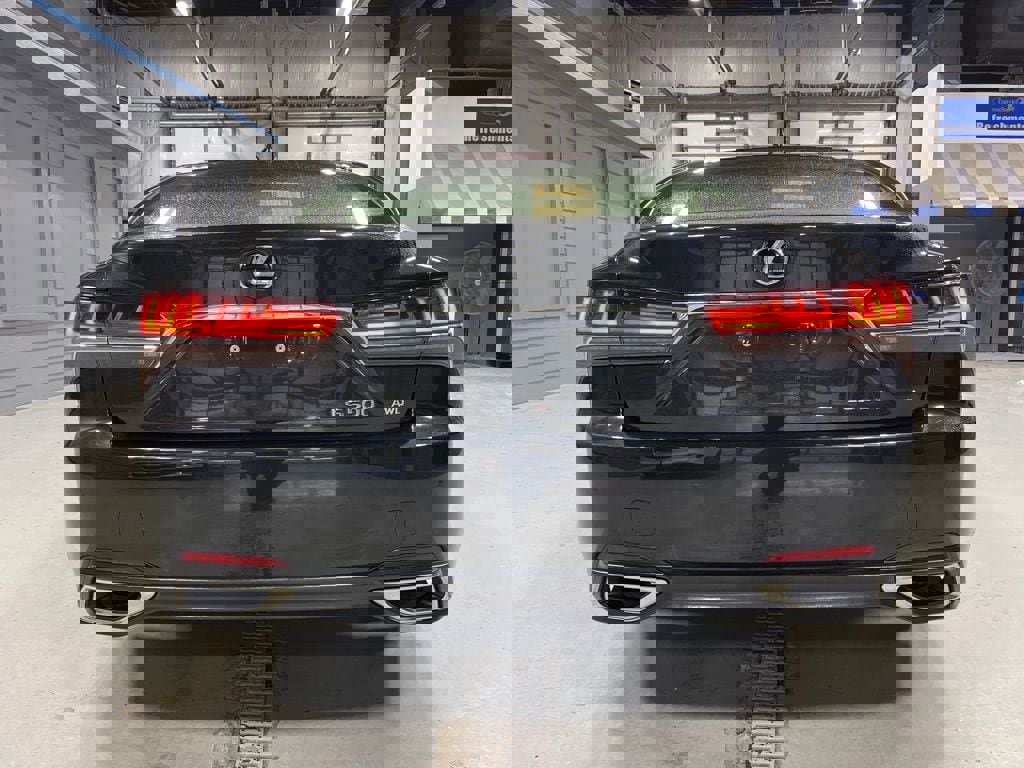 Used 2019 Lexus LS 500 AWD w/ Accessory Package (Z1) image 9