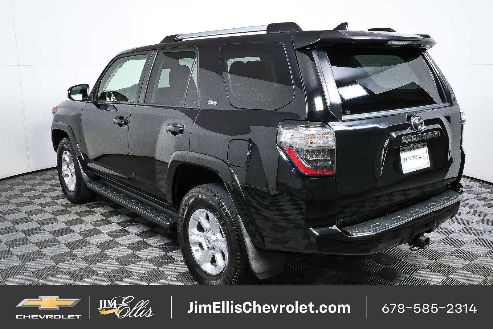 Used 2021 Toyota 4Runner SR5 AWD/4WD image 27