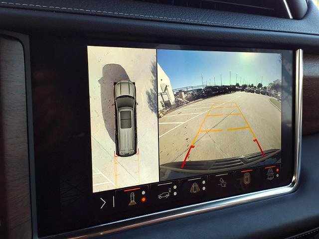 Used 2024 GMC Yukon Denali Ultimate AWD/4WD image 6
