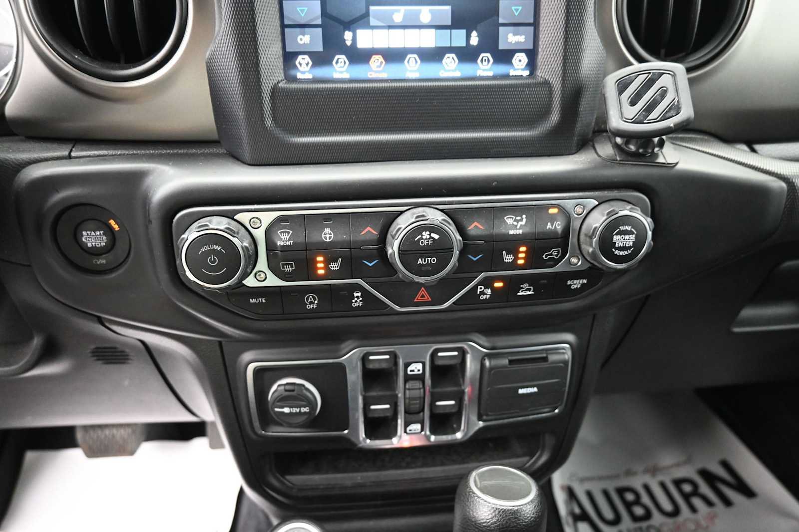 Used 2020 Jeep Gladiator Sport w/ Quick Order Package 24S AWD/4WD image 8