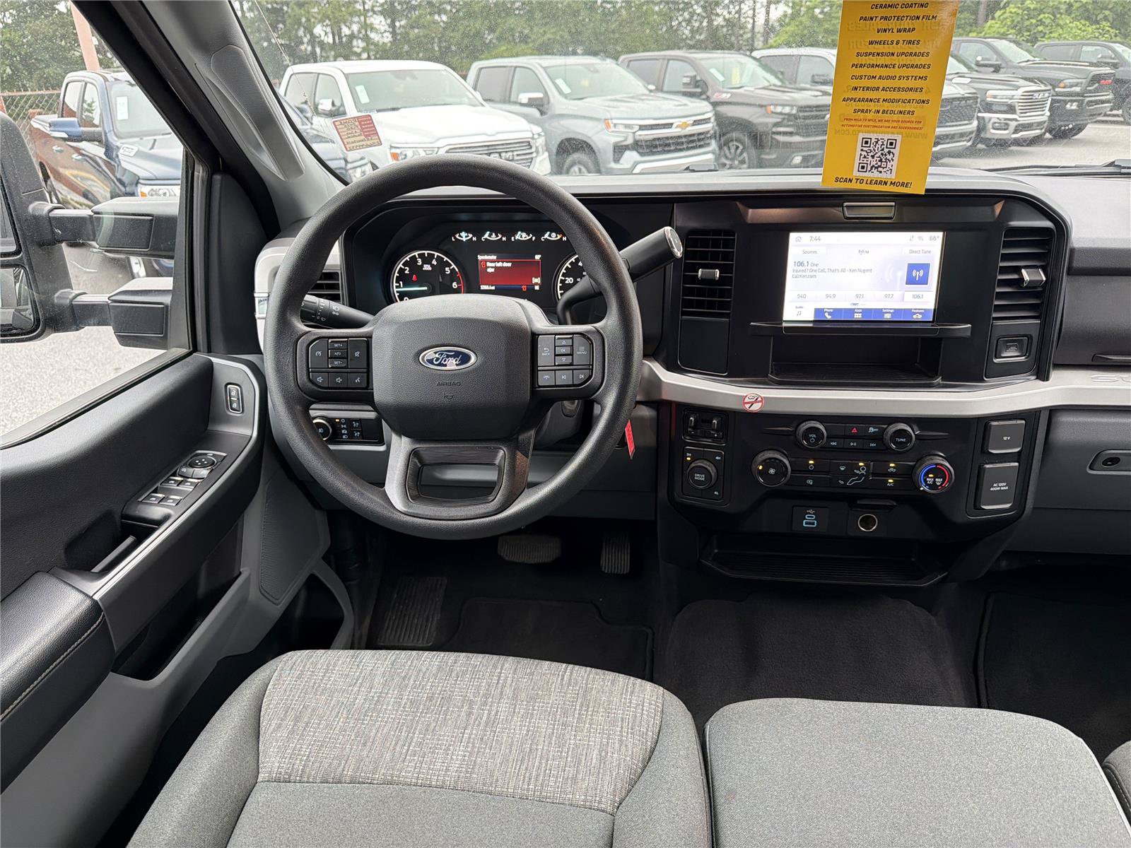Used 2025 Ford F250 XLT AWD/4WD image 21