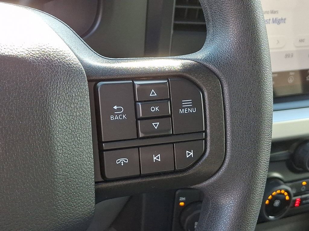 Used 2025 Ford F250 XLT w/ Black Appearance Package image 22