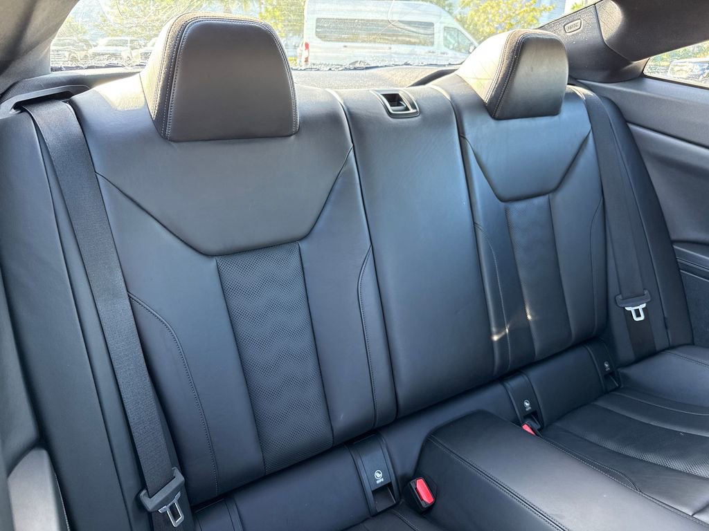 Used 2021 BMW M4 Coupe w/ Executive Package image 27