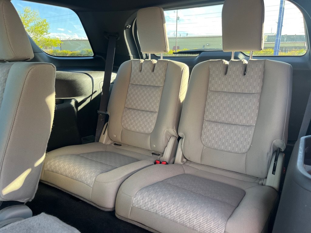 Used 2014 Ford Explorer XLT AWD/4WD image 24