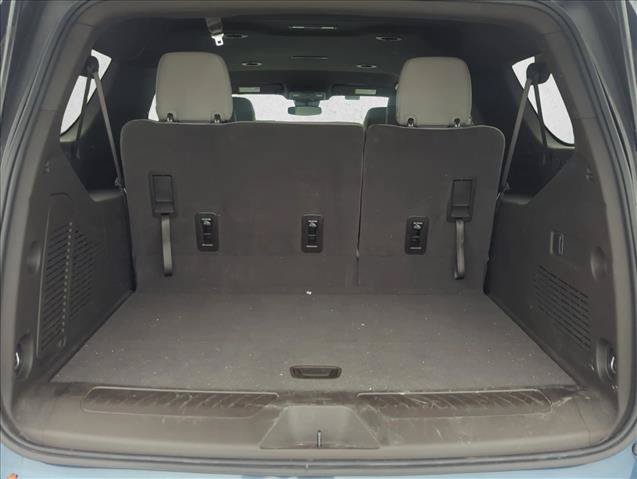 Used 2025 Chevrolet Suburban LS AWD/4WD image 22