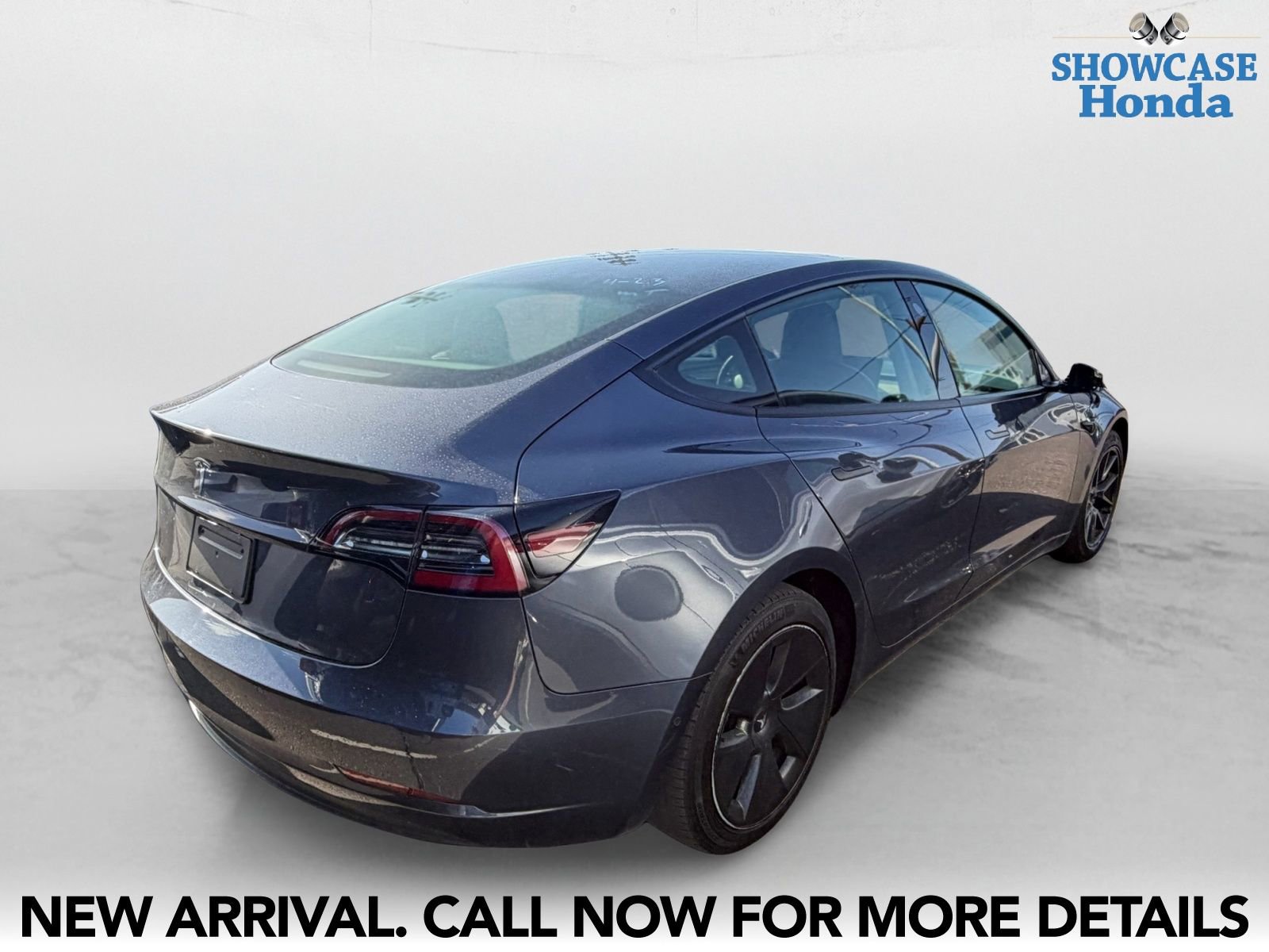 Used 2022 Tesla Model 3 Standard Range RWD image 5