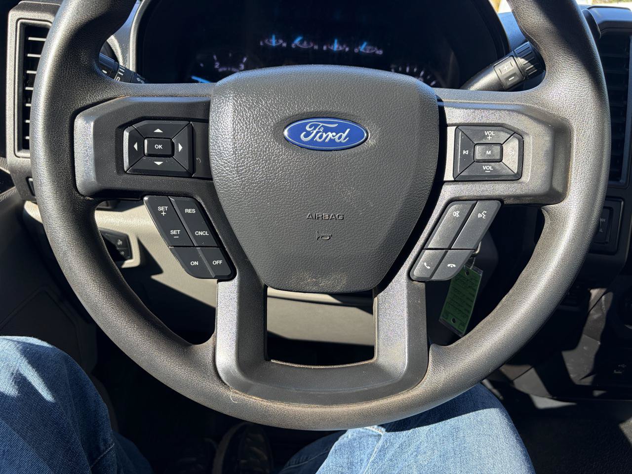 Used 2022 Ford F550 4x4 Regular Cab Super Duty image 23