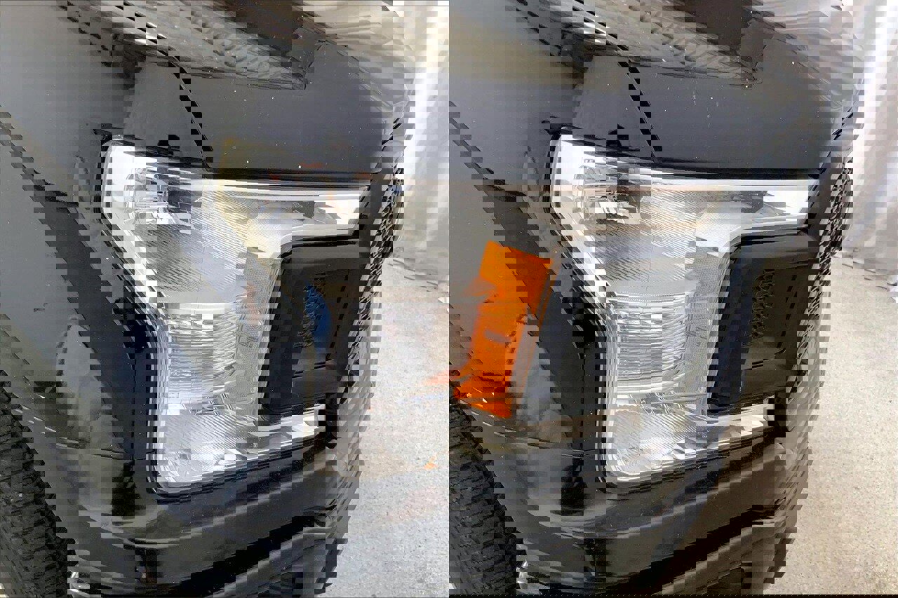 Used 2019 Ford F150 XL w/ Equipment Group 101A Mid image 12