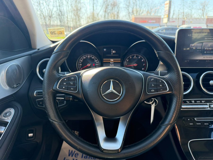 Used 2015 Mercedes-Benz C 300 4MATIC Sedan image 17