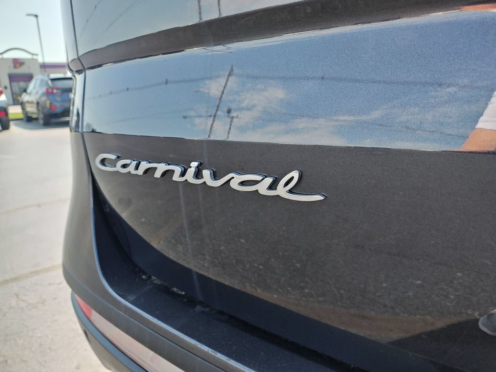Used 2022 Kia Carnival SX FWD image 24