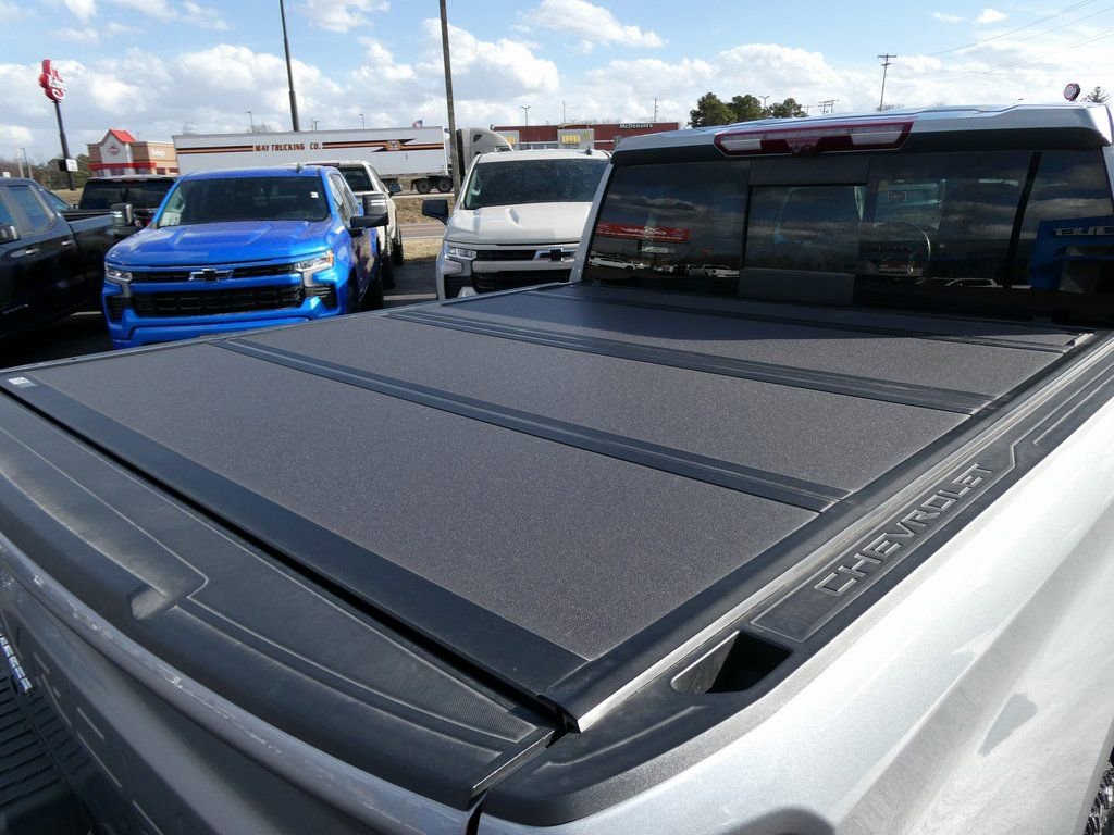 Certified 2024 Chevrolet Silverado 1500 LTZ image 17