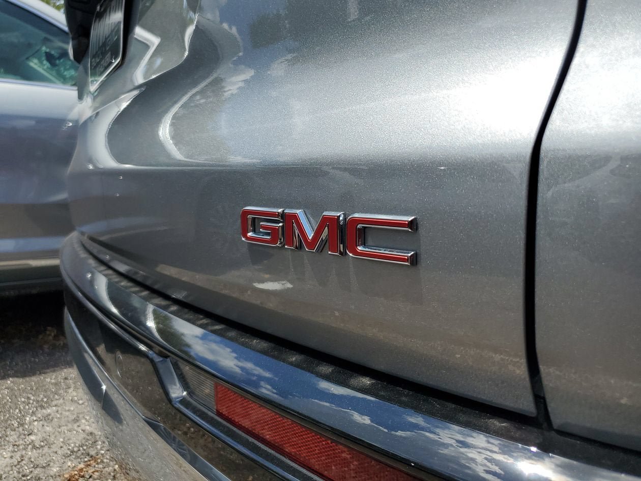 New 2026 GMC Acadia Denali w/ Super Cruise Package FWD image 7