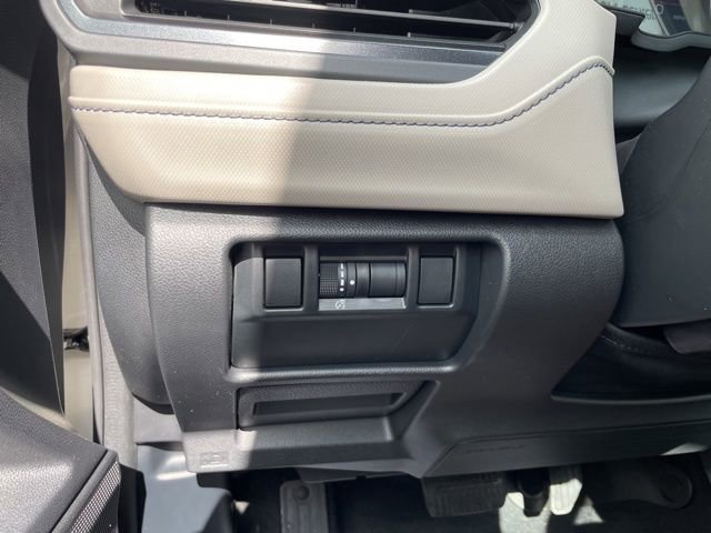 Used 2025 Subaru Forester Premium image 23