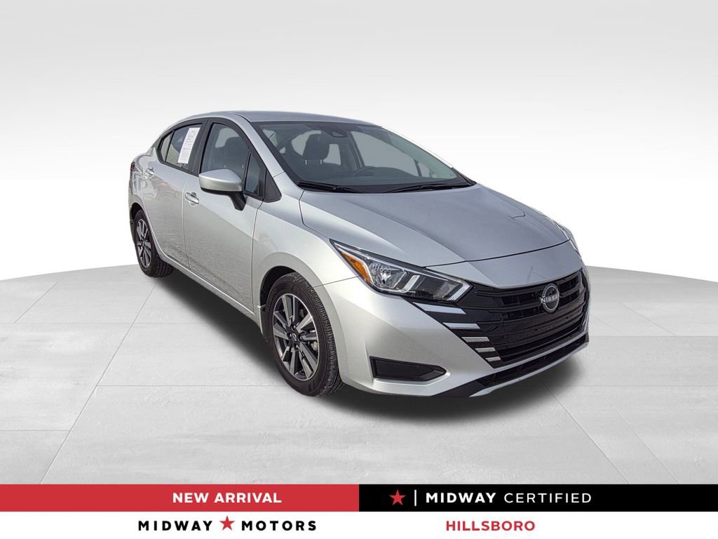 Used 2024 Nissan Versa SV w/ Trunk Package