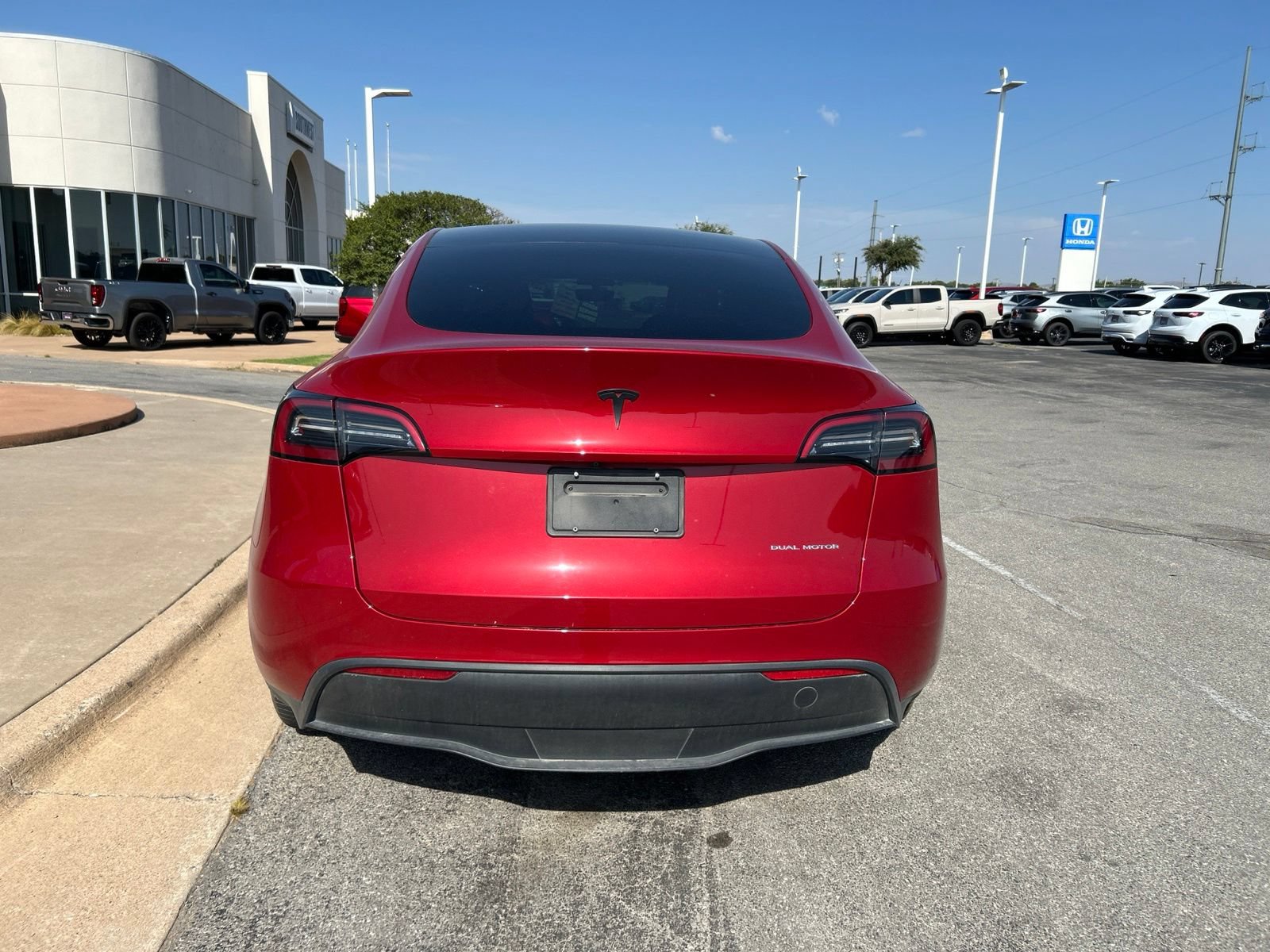 Used 2023 Tesla Model Y Long Range AWD/4WD image 6