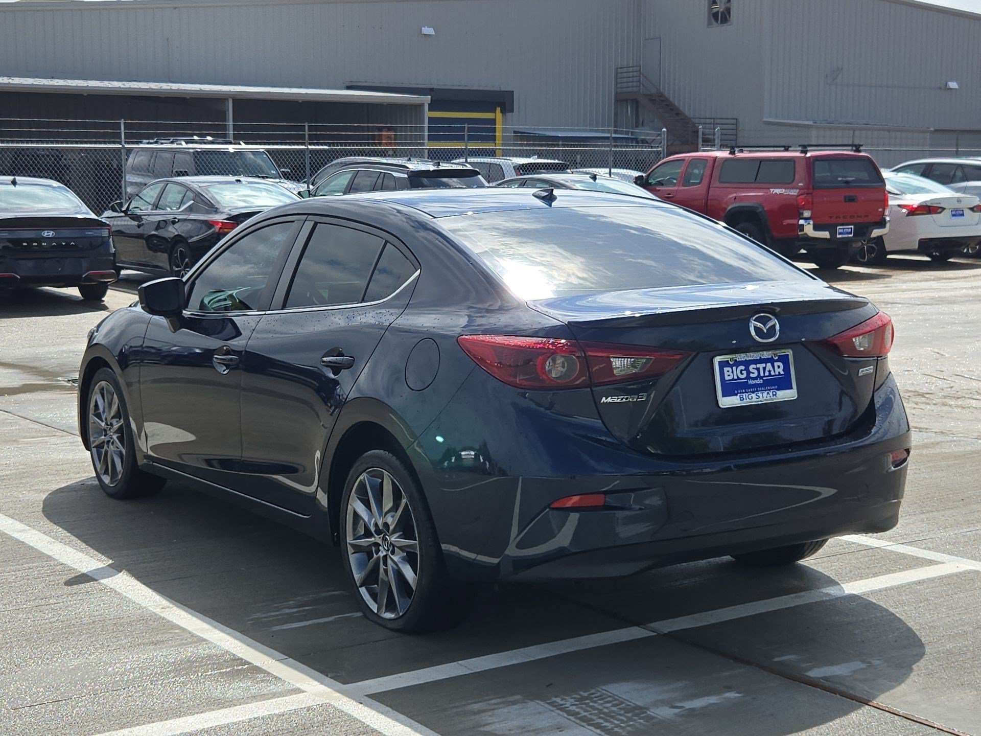Used 2018 MAZDA MAZDA3 Grand Touring FWD image 6