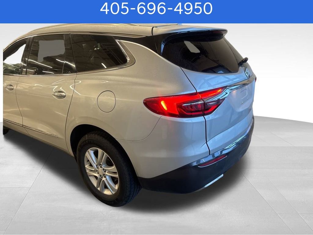 Used 2019 Buick Enclave Essence image 4