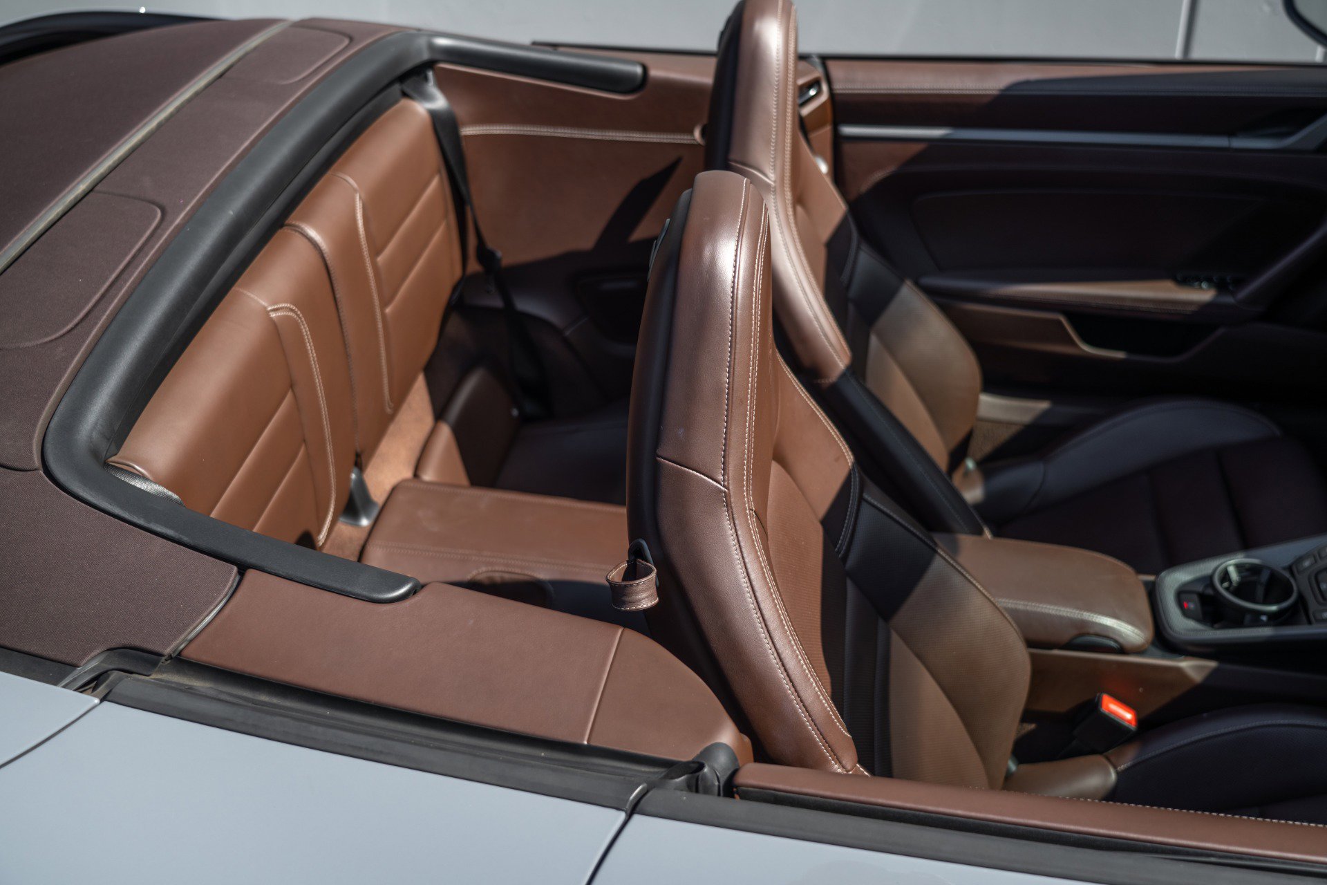 Used 2024 Porsche 911 Carrera image 33