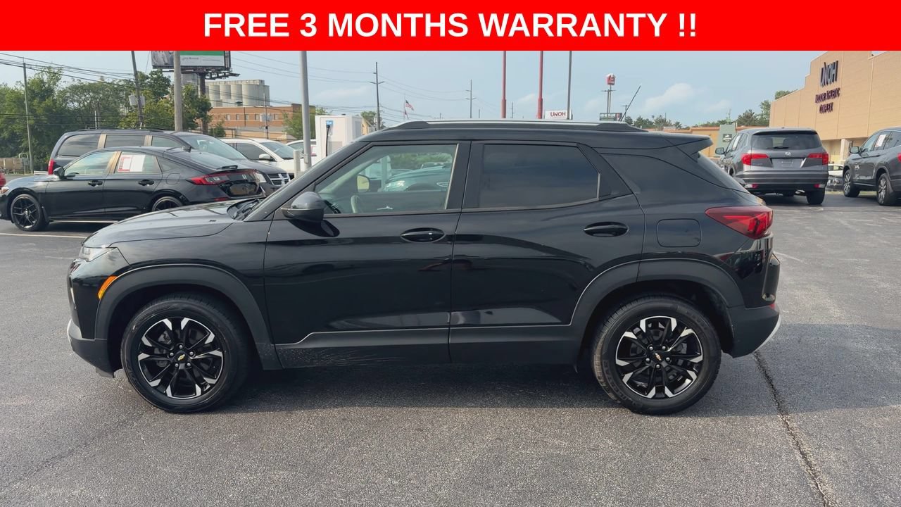 Used 2021 Chevrolet TrailBlazer LT w/ Convenience Package FWD image 5