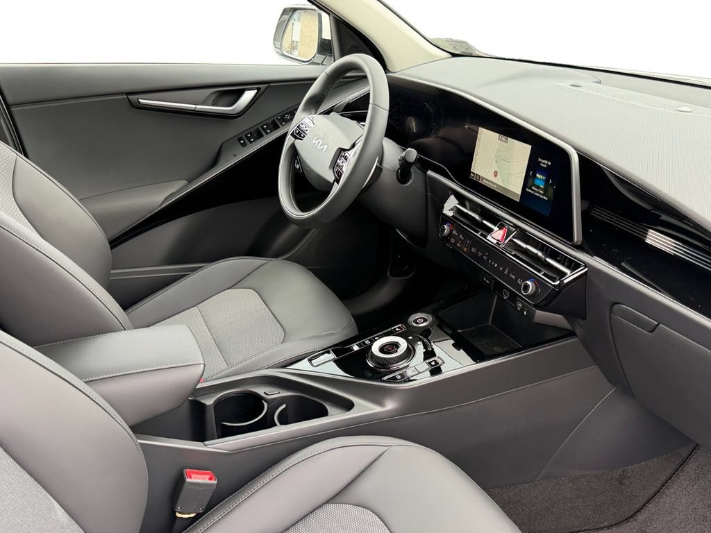 New 2026 Kia Niro Wind FWD image 5