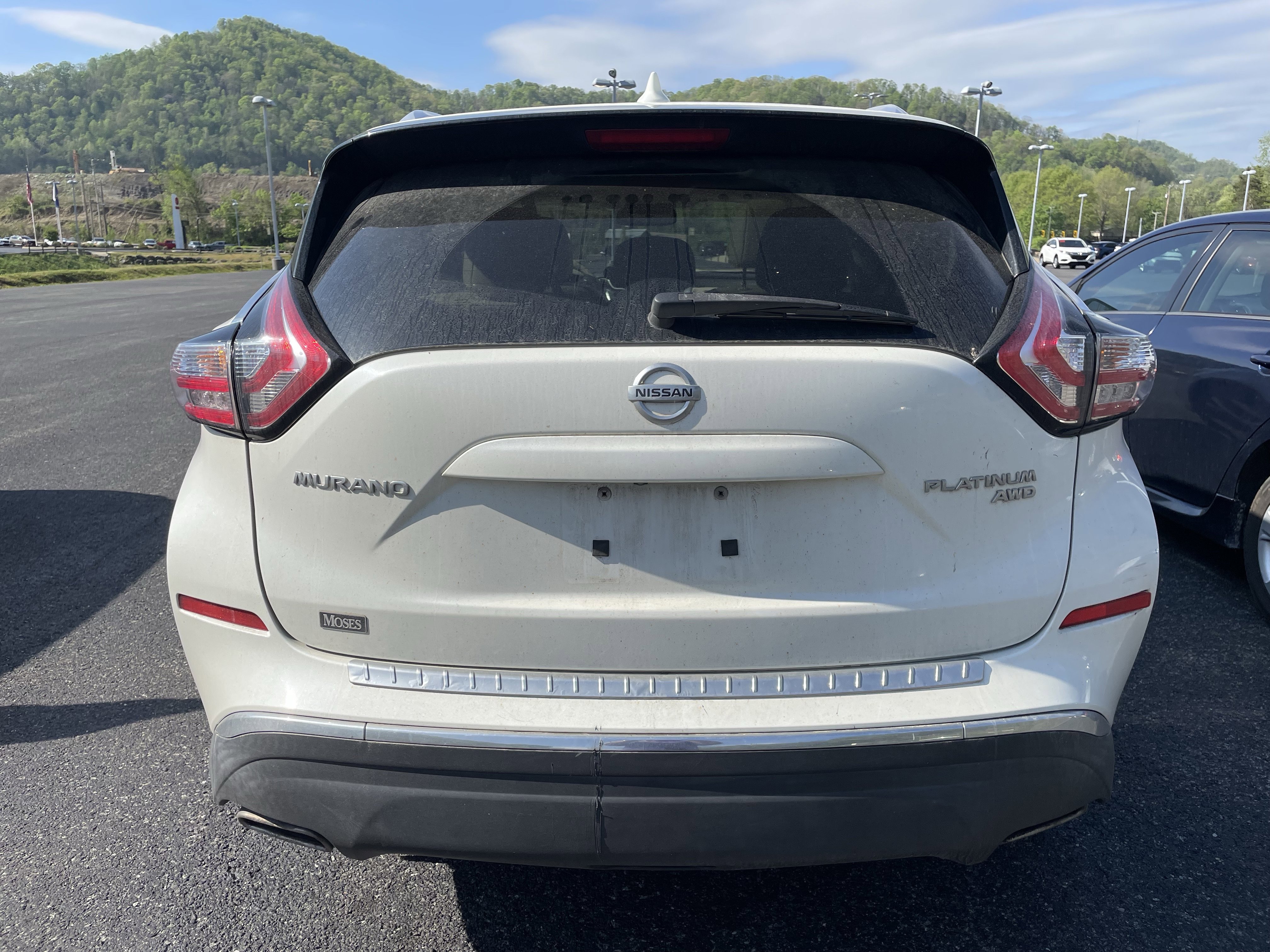 Used 2017 Nissan Murano Platinum w/ Platinum Technology Package image 3