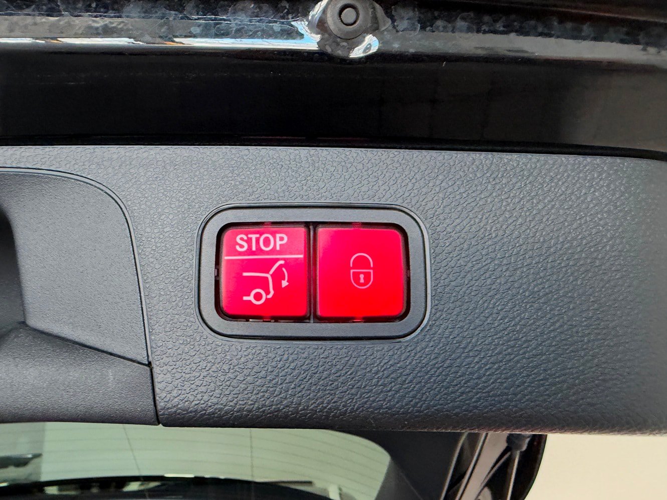Used 2022 Mercedes-Benz GLC 300 4MATIC image 36
