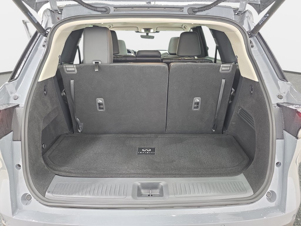 Certified 2027 INFINITI QX60 Luxe w/ Cargo Package AWD/4WD image 32