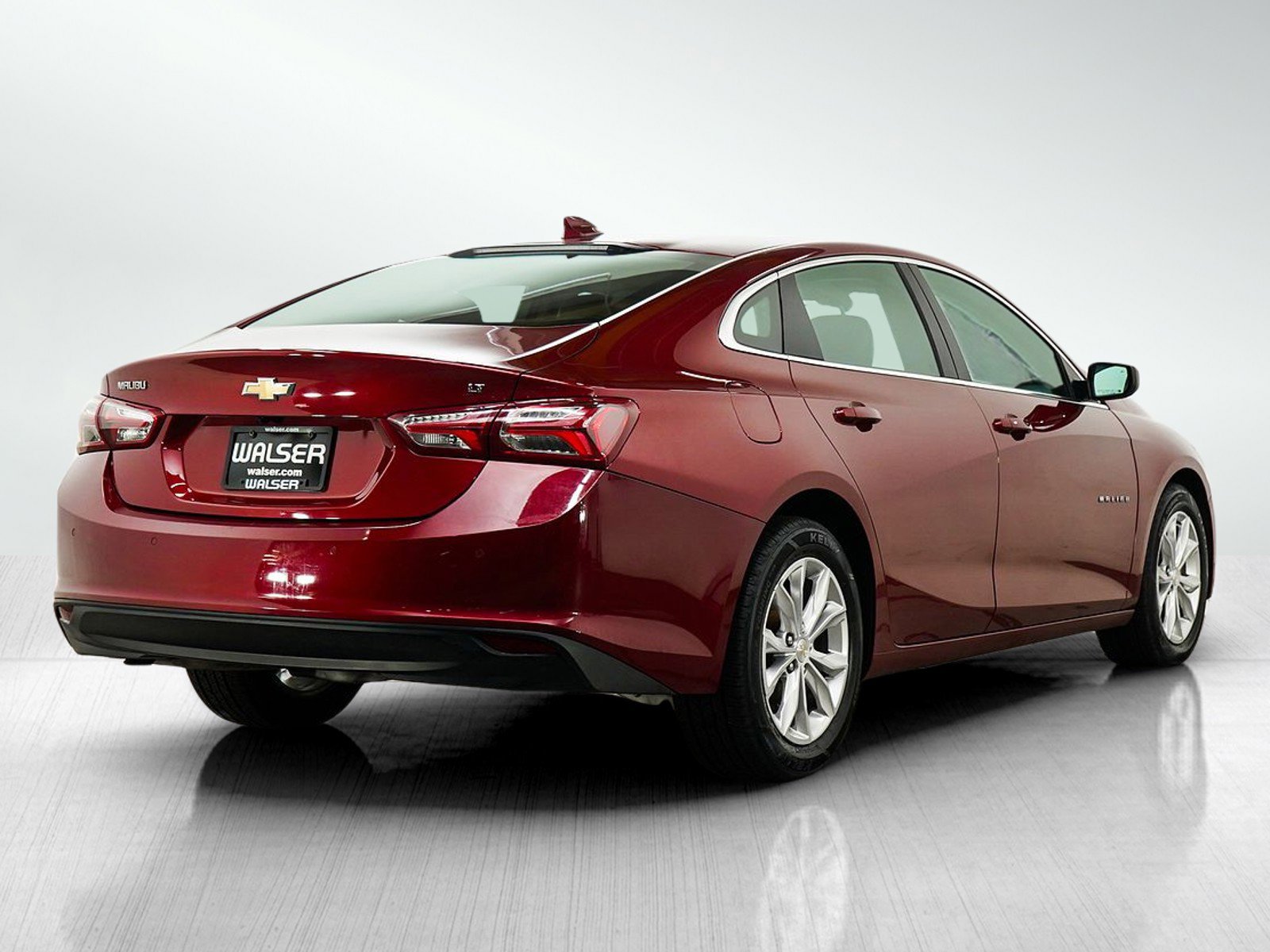 Used 2019 Chevrolet Malibu LT w/ Leather Package FWD image 5