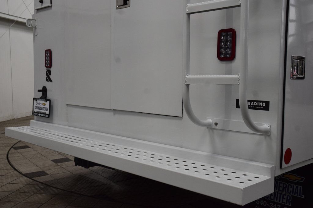 New 2026 Chevrolet Express 3500 w/ Power Convenience Package RWD image 11