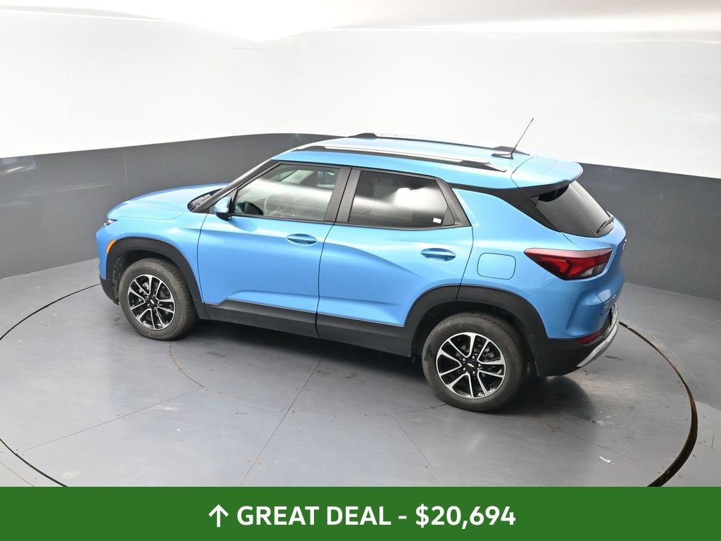 Used 2025 Chevrolet TrailBlazer LT AWD/4WD image 49