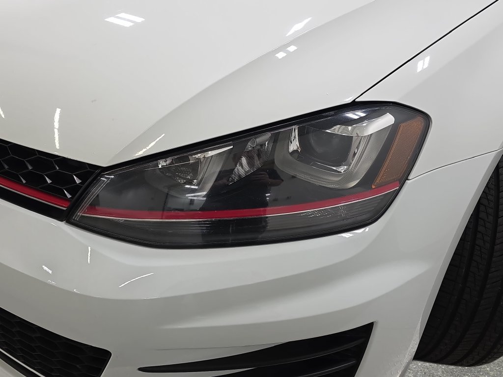Used 2017 Volkswagen GTI Sport FWD image 28