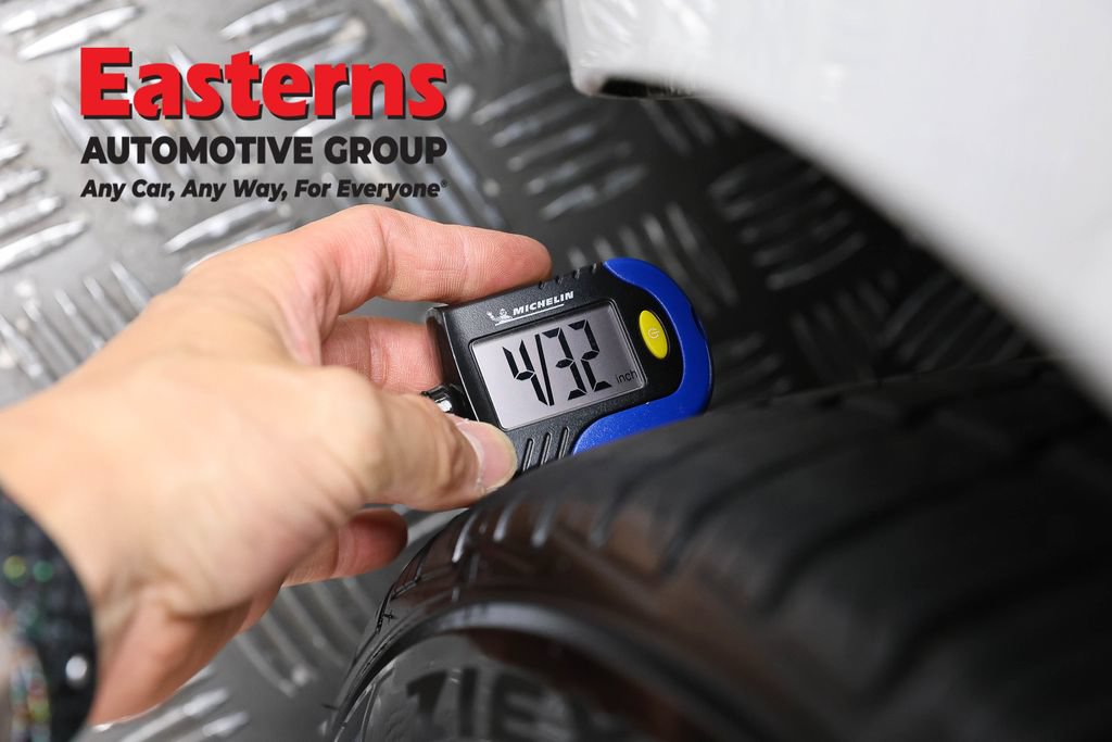 Used 2023 Nissan Versa SV FWD image 26