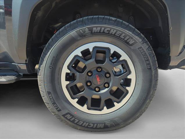 Certified 2026 Toyota 4Runner TRD Off-Road Premium AWD/4WD image 9