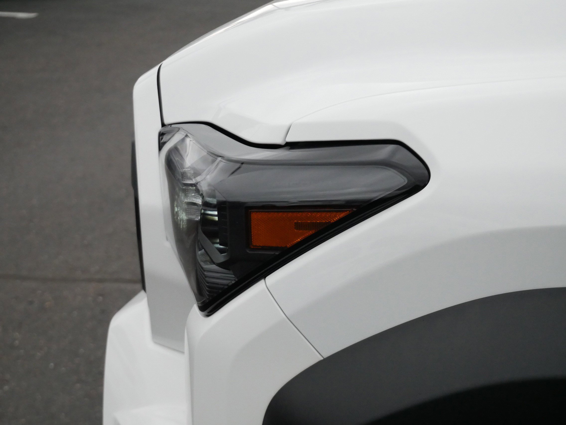 Certified 2024 Toyota Tacoma TRD Off-Road AWD/4WD image 16