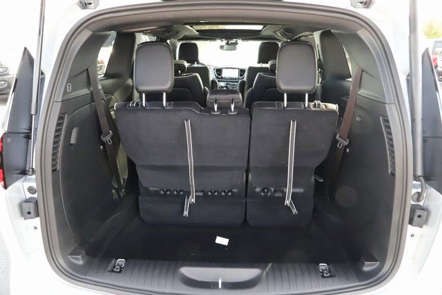 New 2026 Chrysler Pacifica Limited w/ S Appearance Package image 7