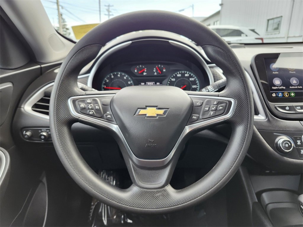 Used 2023 Chevrolet Malibu LS image 24