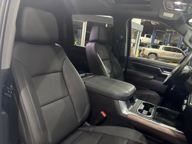 Used 2024 GMC Sierra 3500 SLT w/ SLT Premium Package AWD/4WD image 42