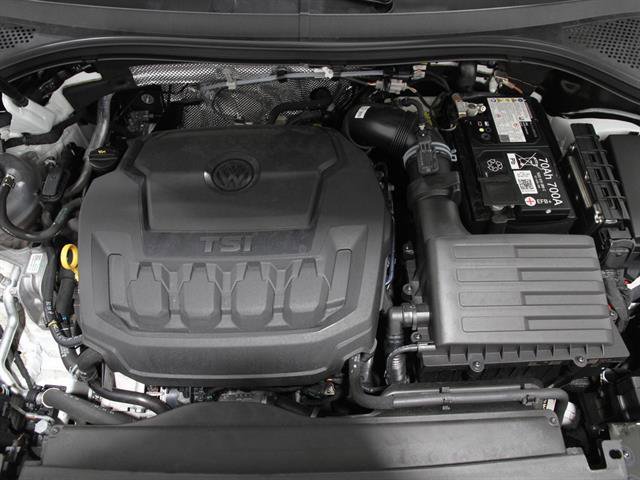 Used 2024 Volkswagen Tiguan SE R-Line image 20