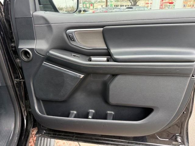 Used 2025 Ford Expedition Max Platinum image 26