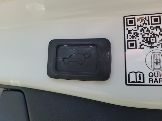 Used 2024 Toyota RAV4 XSE w/ Advanced Technology Package AWD/4WD image 10