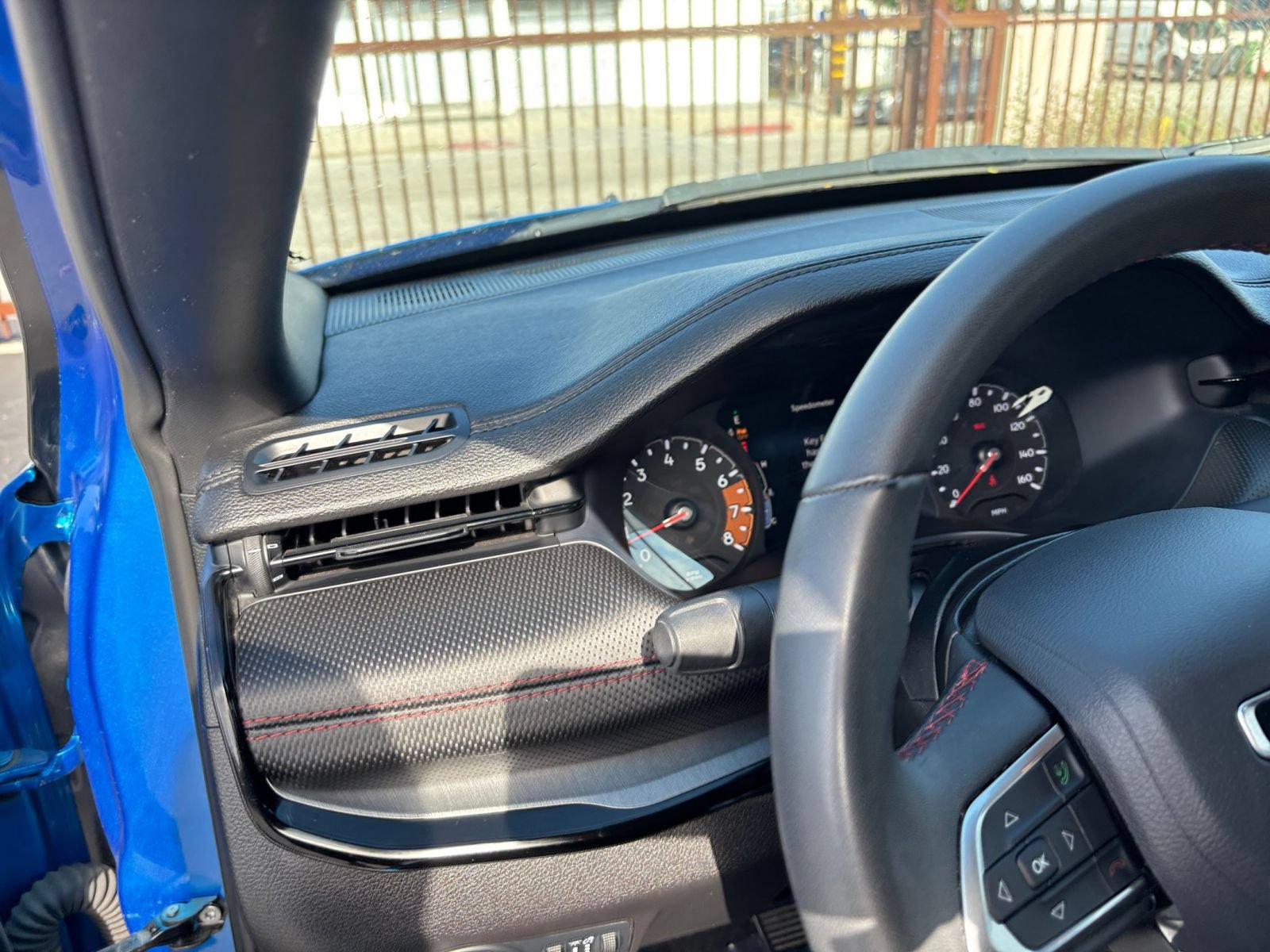 Used 2025 Jeep Compass Trailhawk AWD/4WD image 34